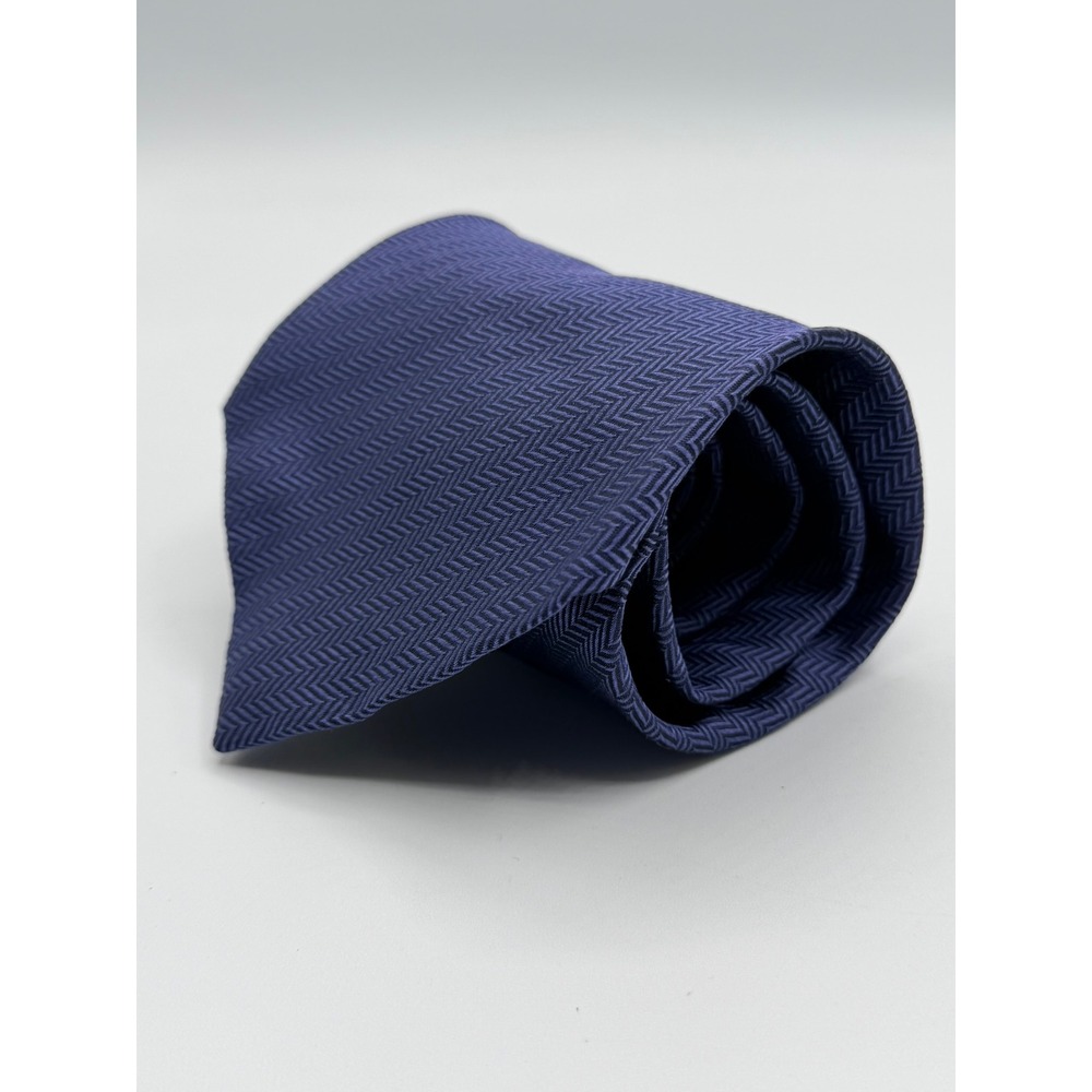 Hugo Boss Mens Blue Herringbone Silk Necktie Made in Italy